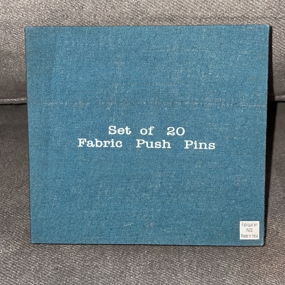 Vintage NWT.  Set of 20 Fabric Push Pins.  Made in India. - Picture 3 of 4